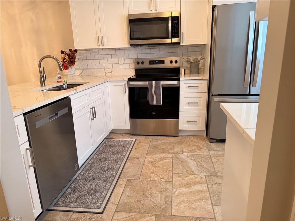 17454 Blueberry Hill DR B FORT MYERS, FL 33908