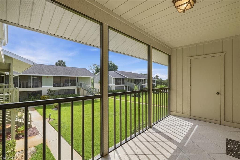 5501 Rattlesnake Hamm RD 209 NAPLES, FL 34113