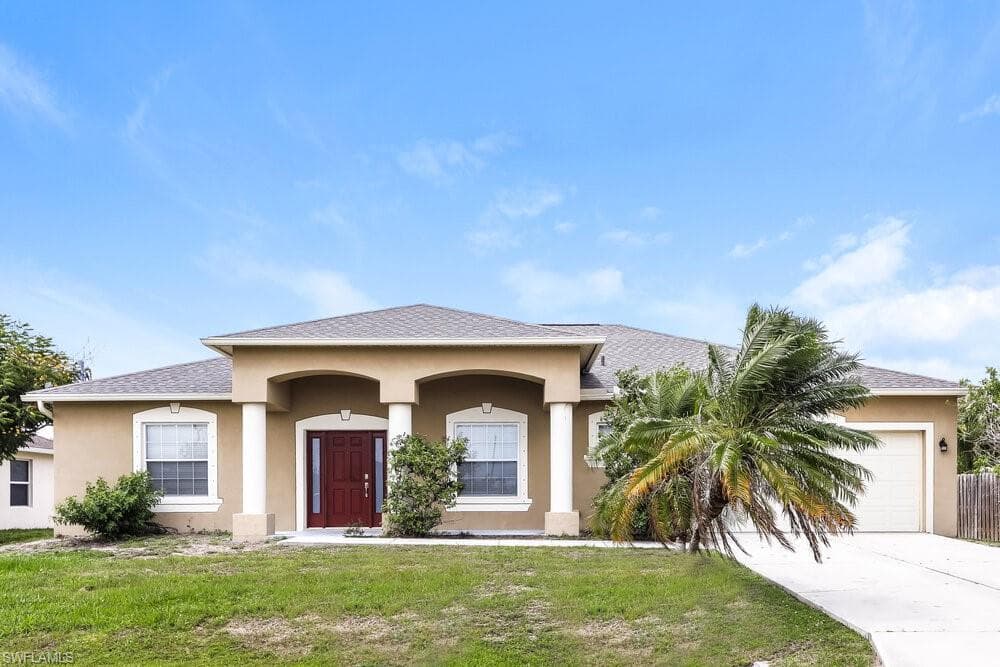 15385 Lakeland CIR PORT CHARLOTTE, FL 33981