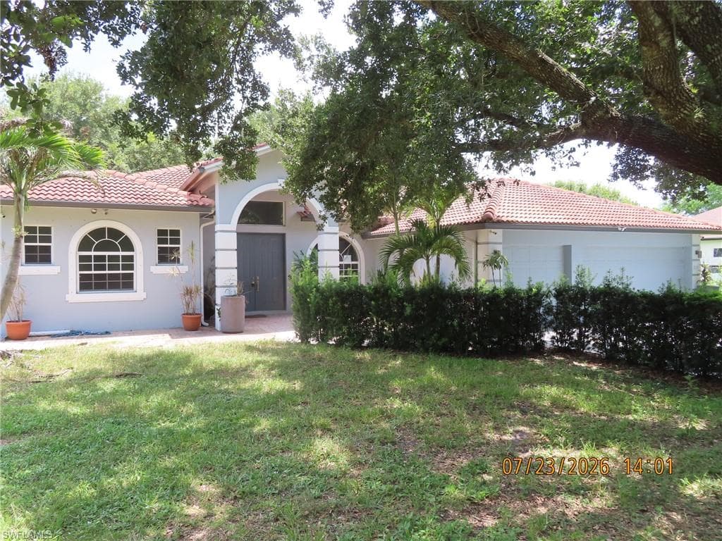 2610 52nd AVE NE NAPLES, FL 34120