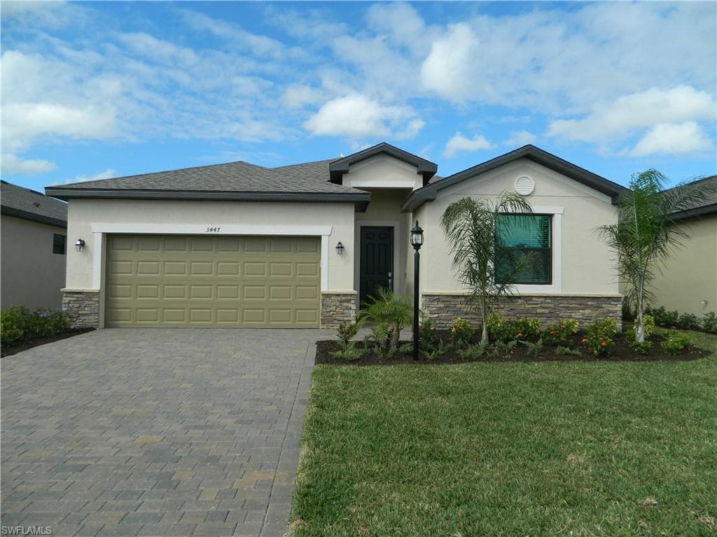 3447 Menores WAY FORT MYERS, FL 33905
