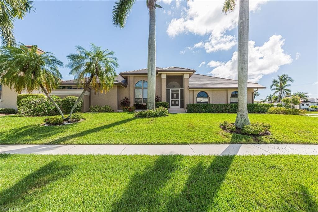 219 Copperfield CT MARCO ISLAND, FL 34145