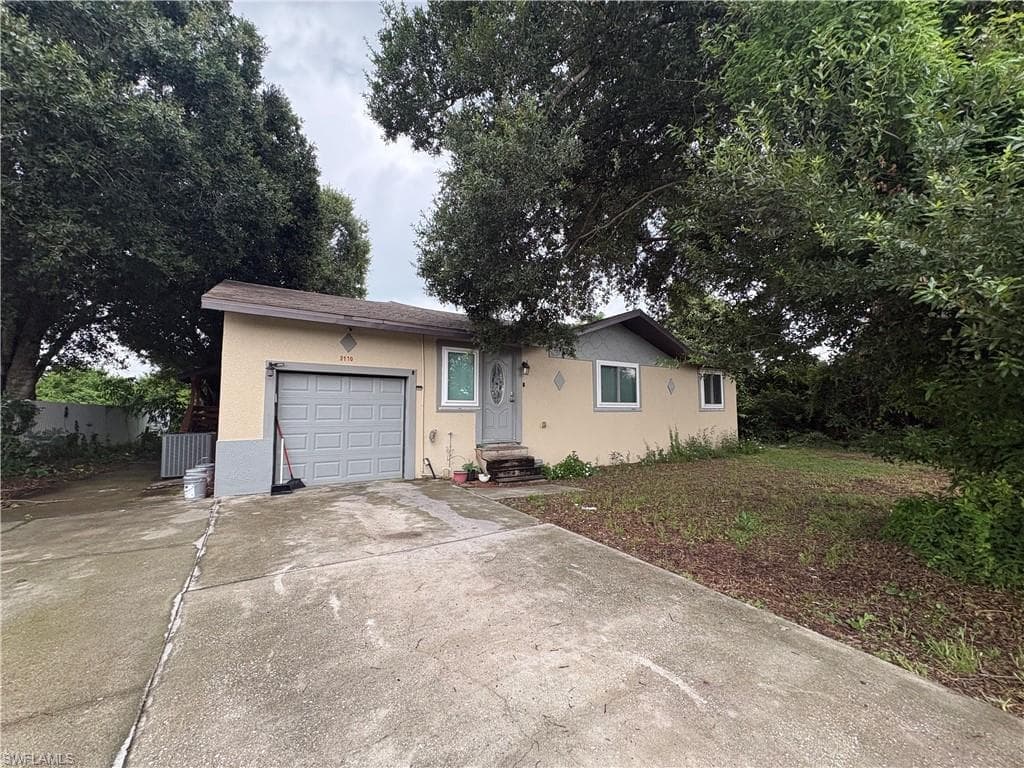 3110 11th ST SW LEHIGH ACRES, FL 33976