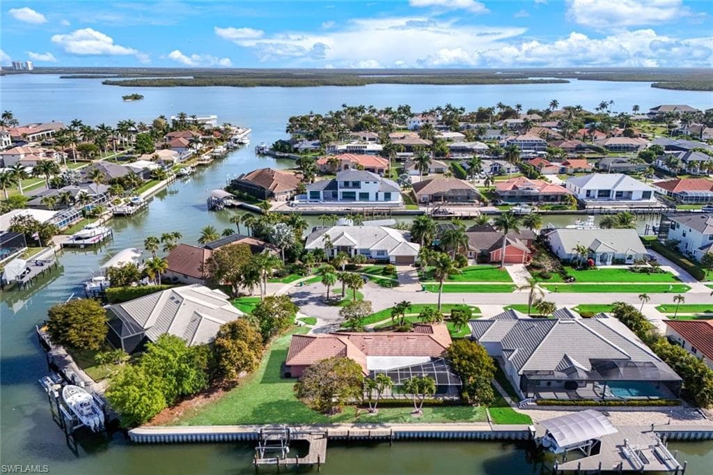 358 Grapewood CT MARCO ISLAND, FL 34145