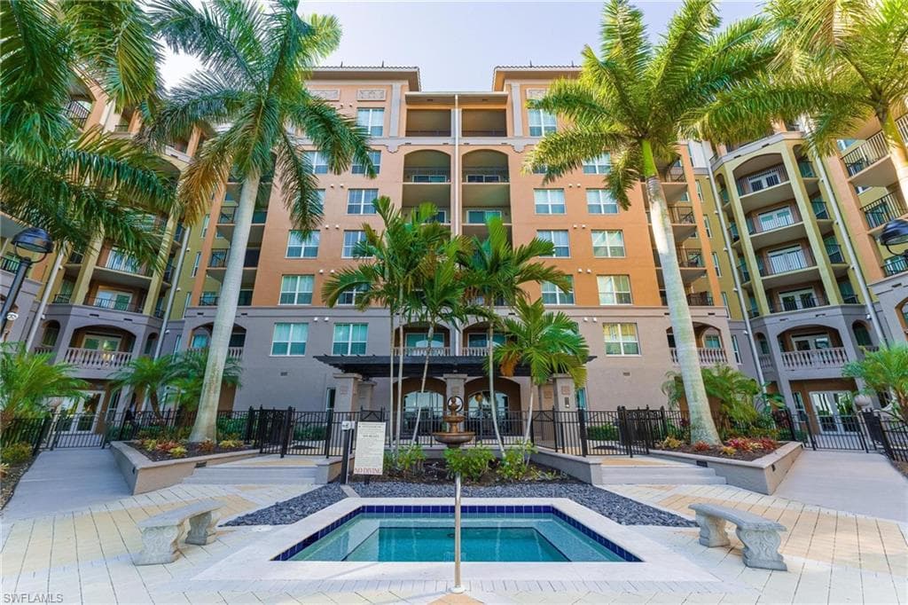2825 Palm Beach BLVD 213 FORT MYERS, FL 33916