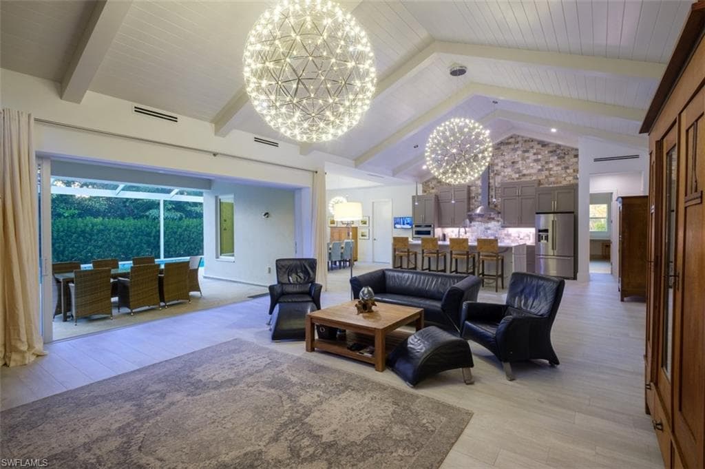 4 Willoughby DR NAPLES, FL 34110