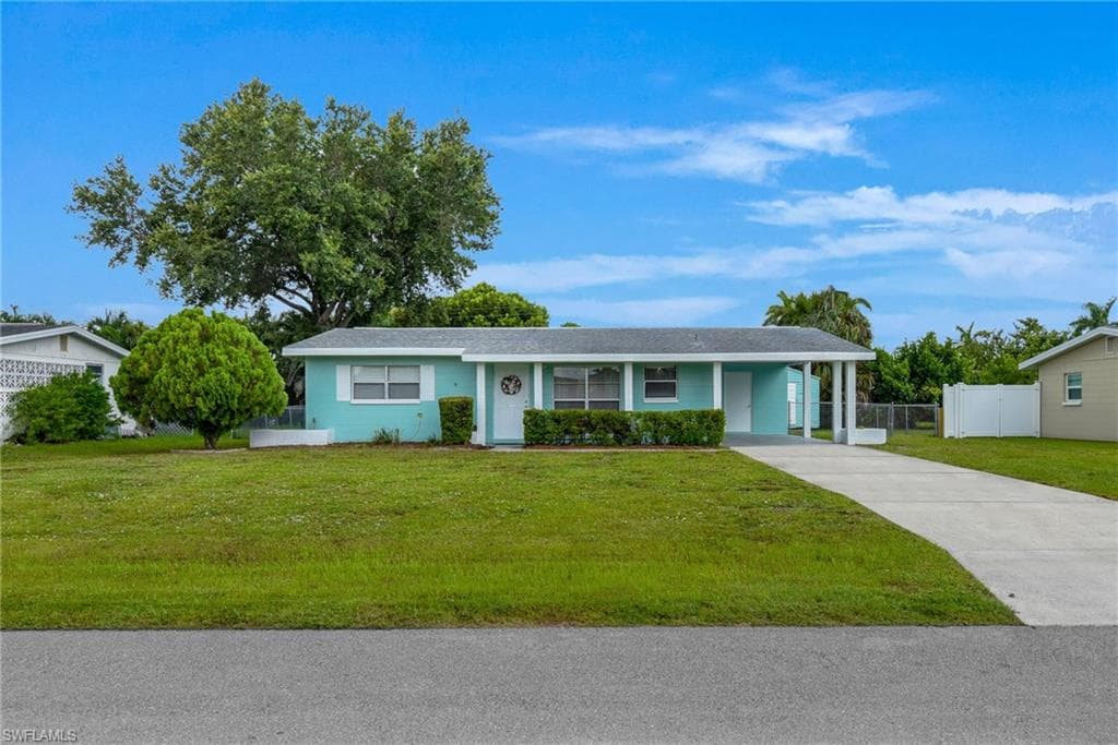 1442 Byron RD FORT MYERS, FL 33919