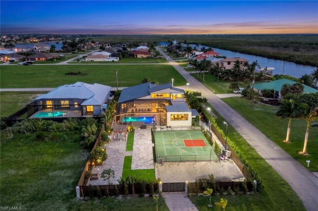 4231 NW 12th LN CAPE CORAL, FL 33993