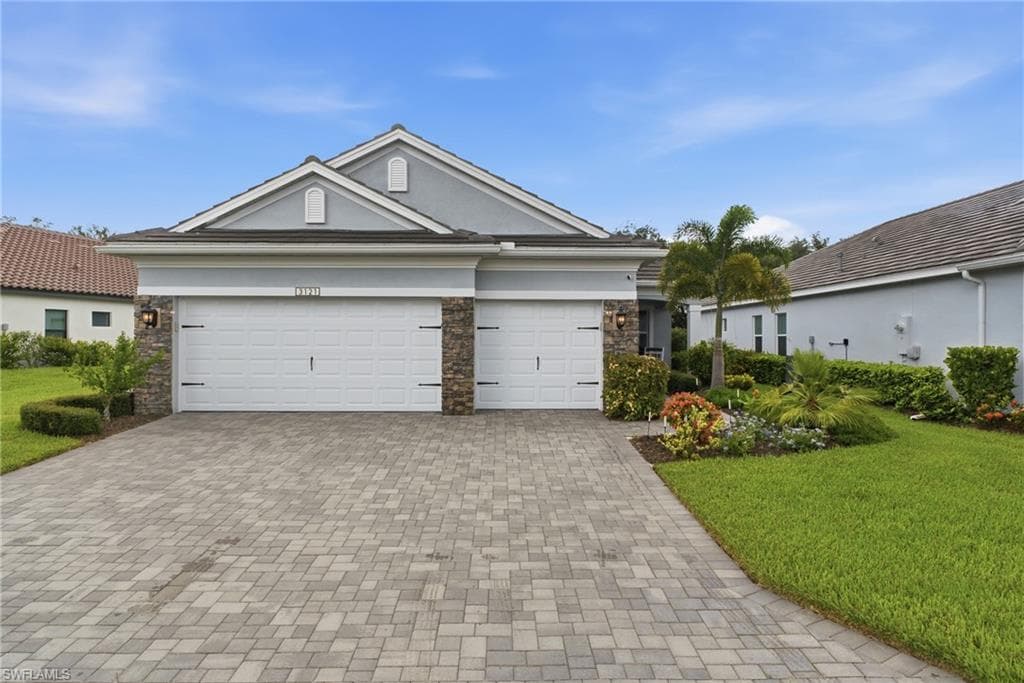 3121 Heritage Pines DR FORT MYERS, FL 33905
