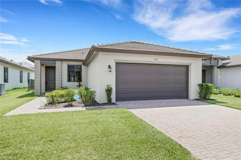 5116 Isidora LN IMMOKALEE, FL 34142