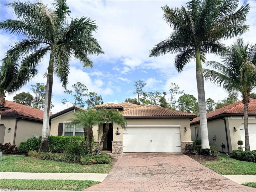 16432 Aberdeen WAY NAPLES, FL 34110