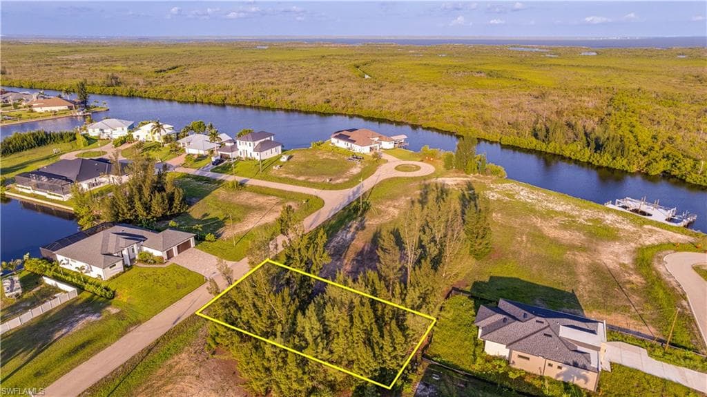 4319 NW 23rd TER CAPE CORAL, FL 33993