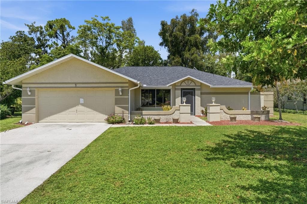 19028 Pine Run LN FORT MYERS, FL 33967