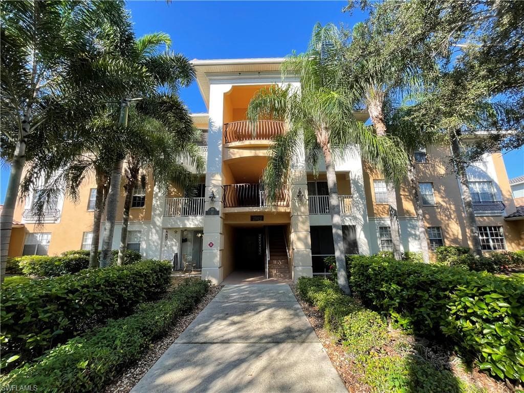 2909 Tuscan DR 303 CAPE CORAL, FL 33909