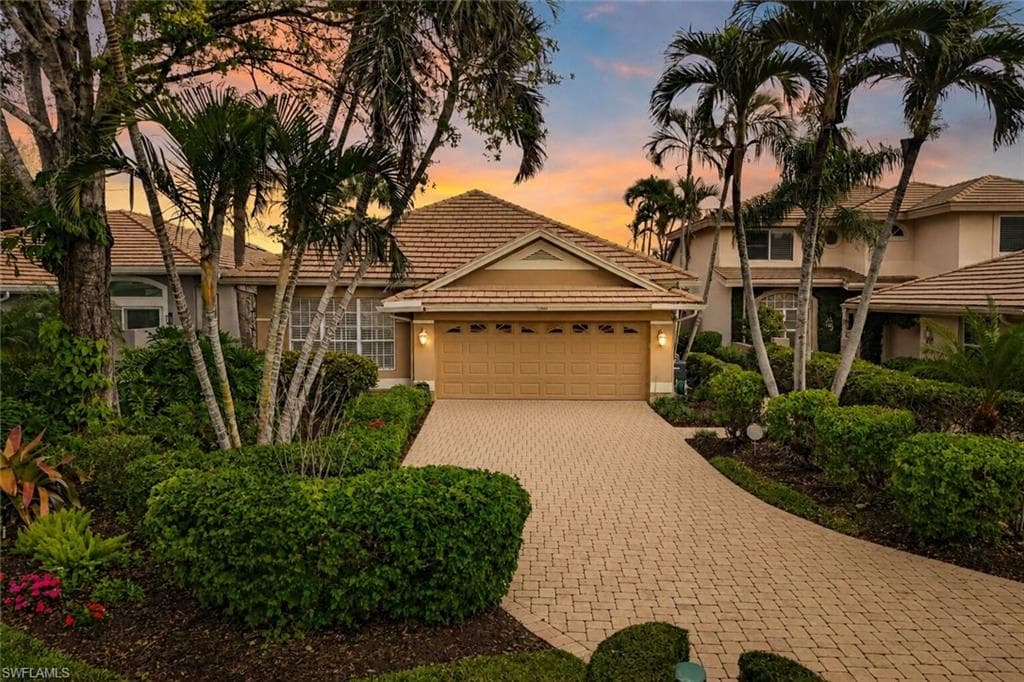 10401 Quail Crown DR NAPLES, FL 34119