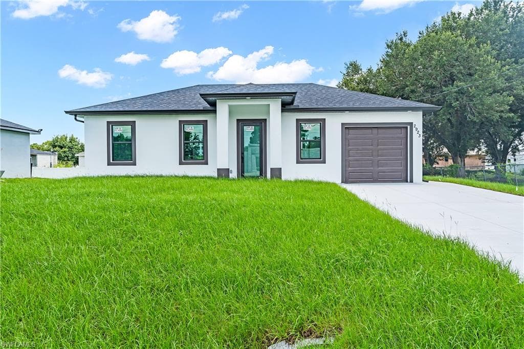 2923 2nd ST SW LEHIGH ACRES, FL 33976
