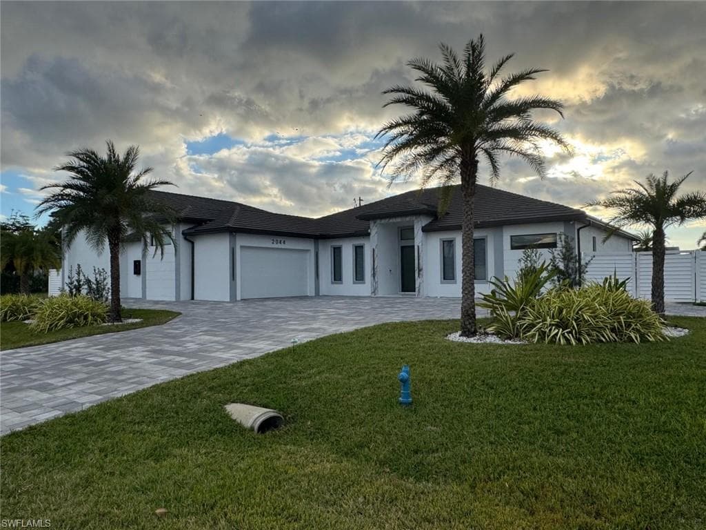 2044 NE 5th ST CAPE CORAL, FL 33909