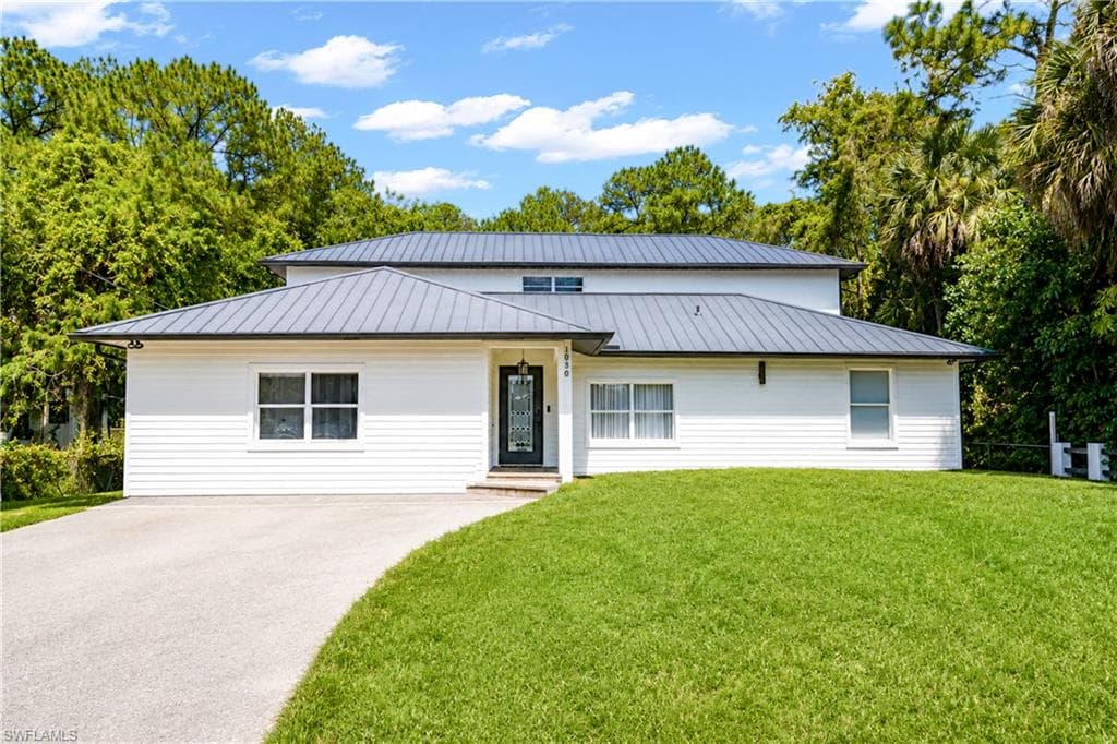 1030 39th ST SW NAPLES, FL 34117