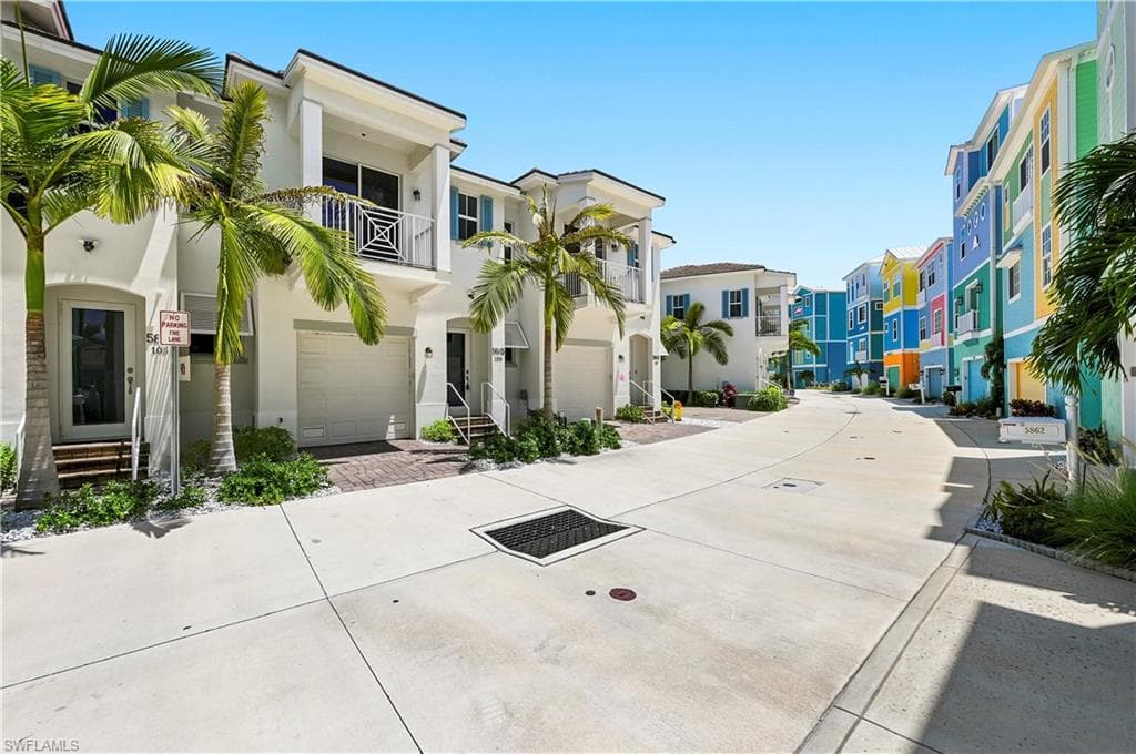 5865 Shell Cove DR 106 CAPE CORAL, FL 33914