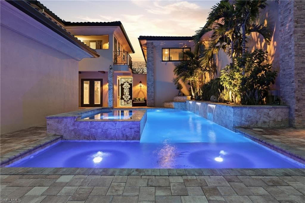 2709 NW 41st AVE CAPE CORAL, FL 33993
