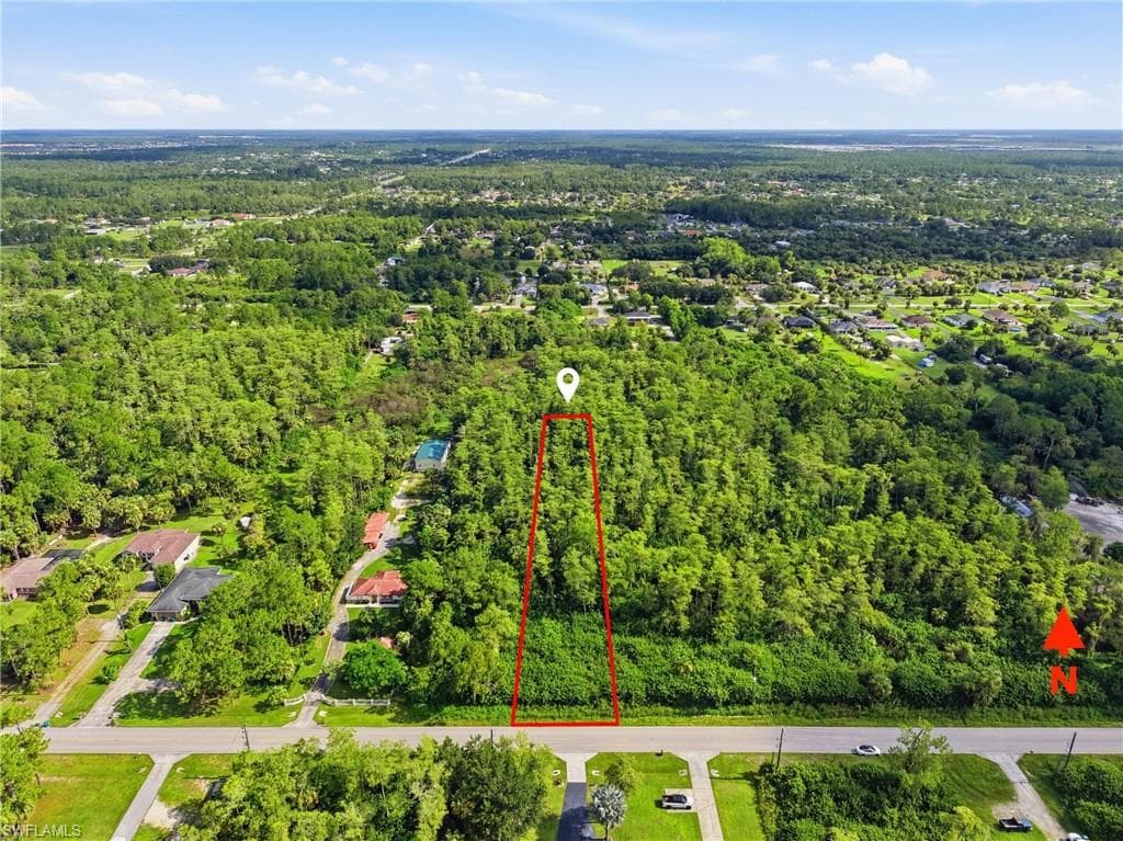 18th AVE NE NAPLES, FL 34120