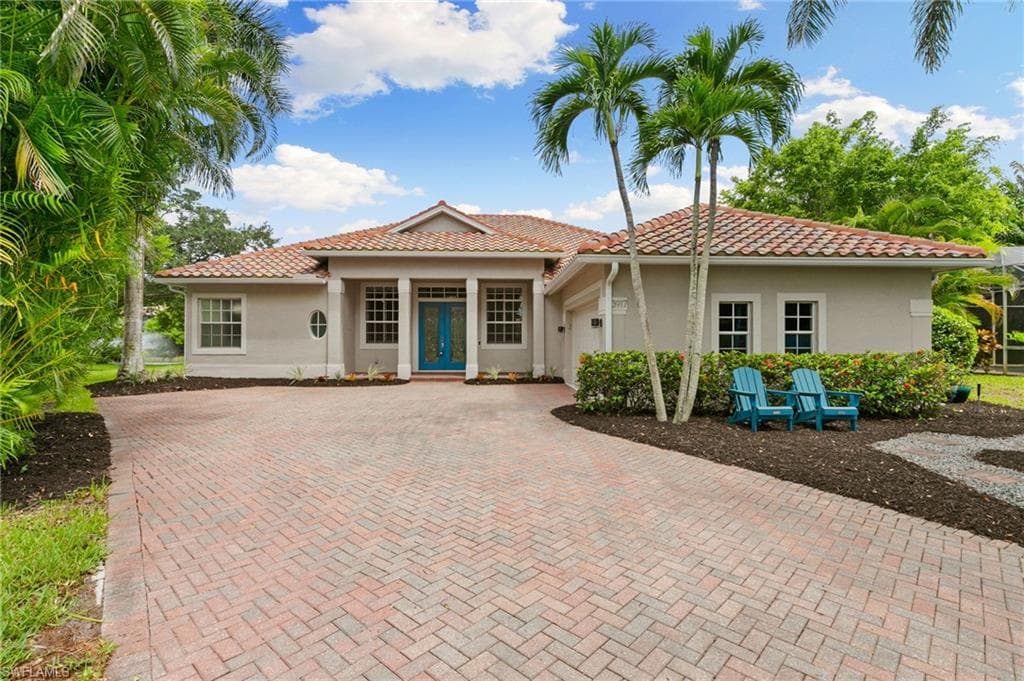 3917 Fabienne CT NAPLES, FL 34109