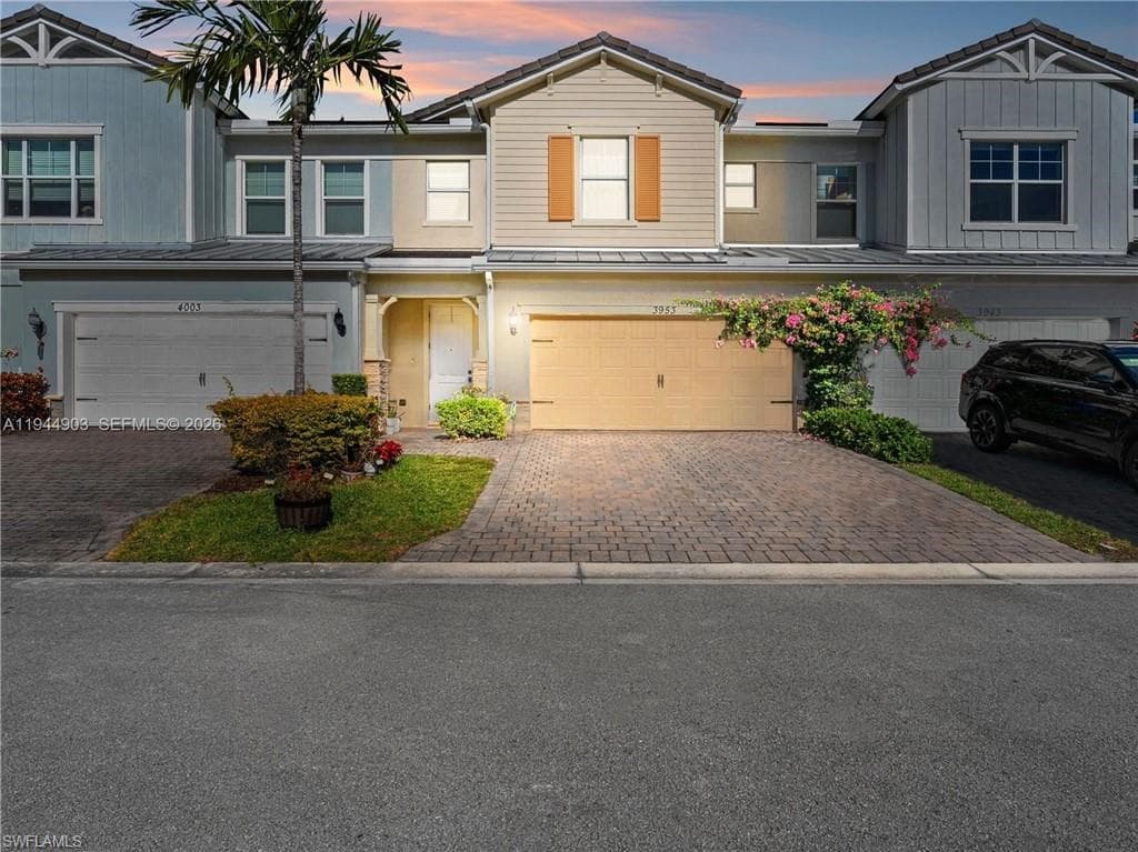 3953 BLACK OLIVE LN HOLLYWOOD, FL 33021