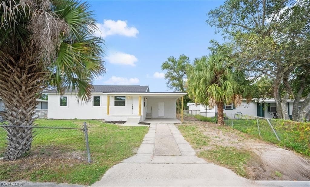 1644 Pawnee ST FORT MYERS, FL 33916