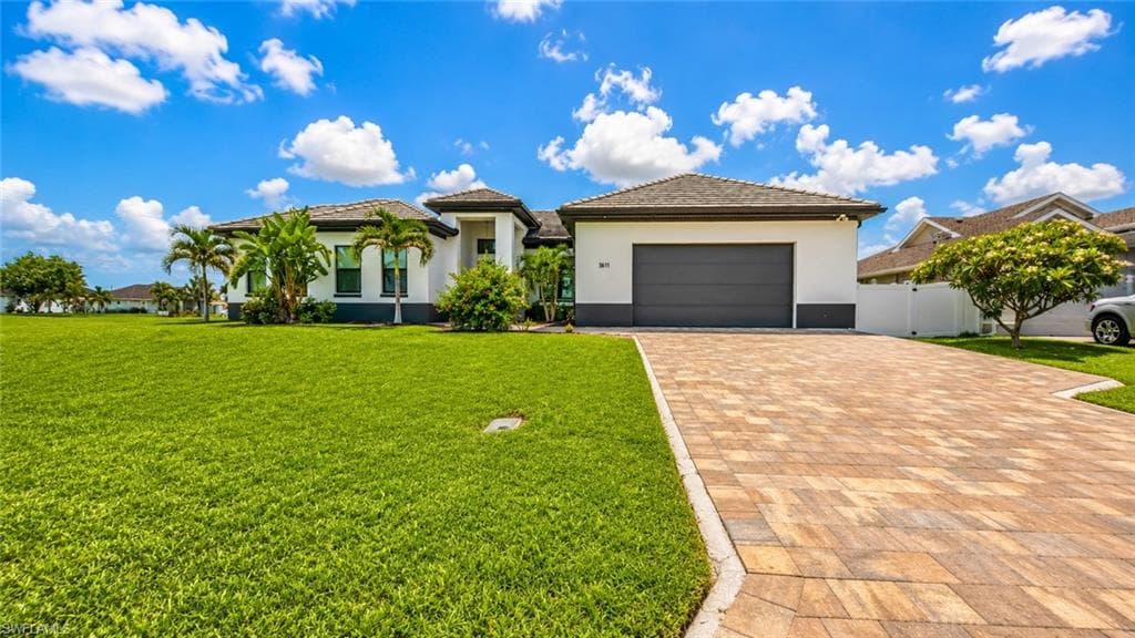 3611 Gulfstream PKWY CAPE CORAL, FL 33993