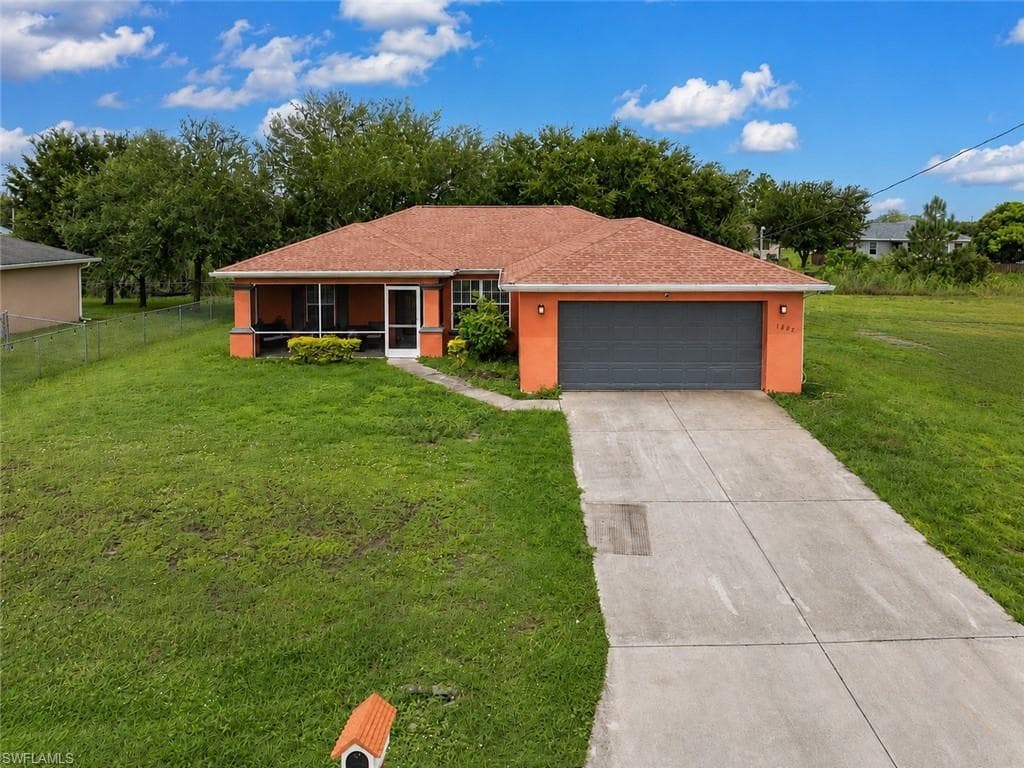 1602 Dora AVE S LEHIGH ACRES, FL 33976