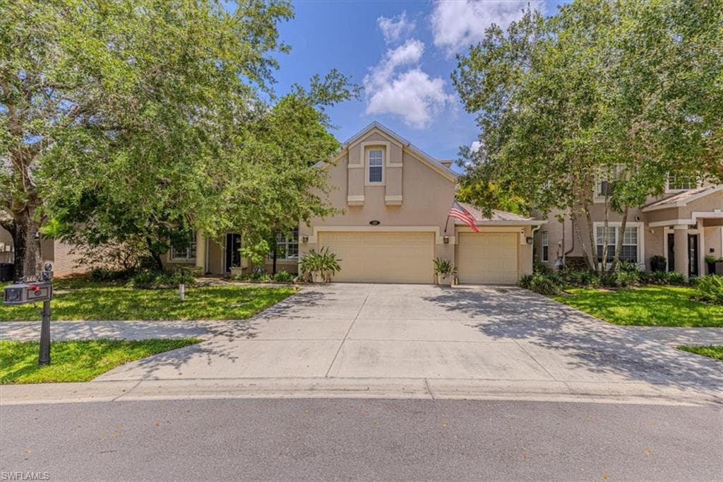120 Burnt Pine DR NAPLES, FL 34119
