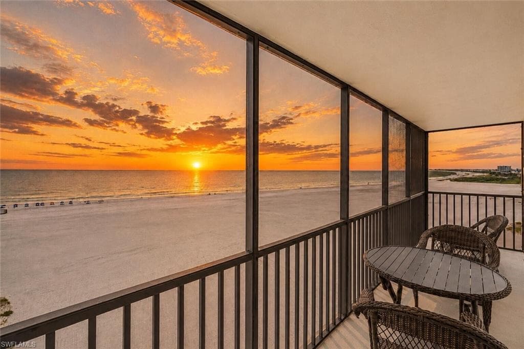 6612 Estero BLVD 903 FORT MYERS BEACH, FL 33931