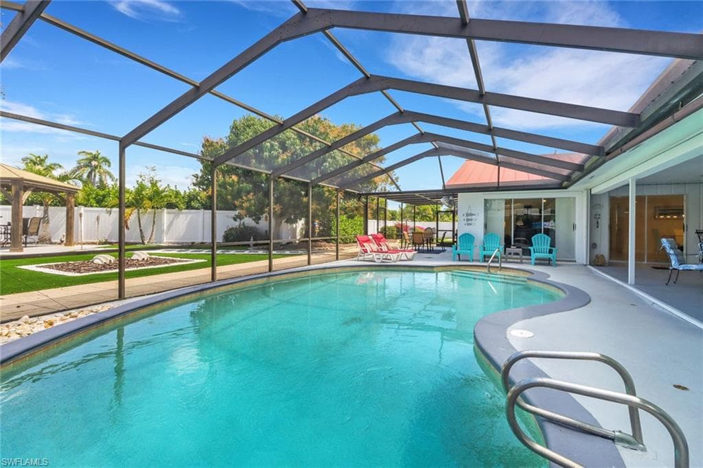 701 Barfield DR MARCO ISLAND, FL 34145
