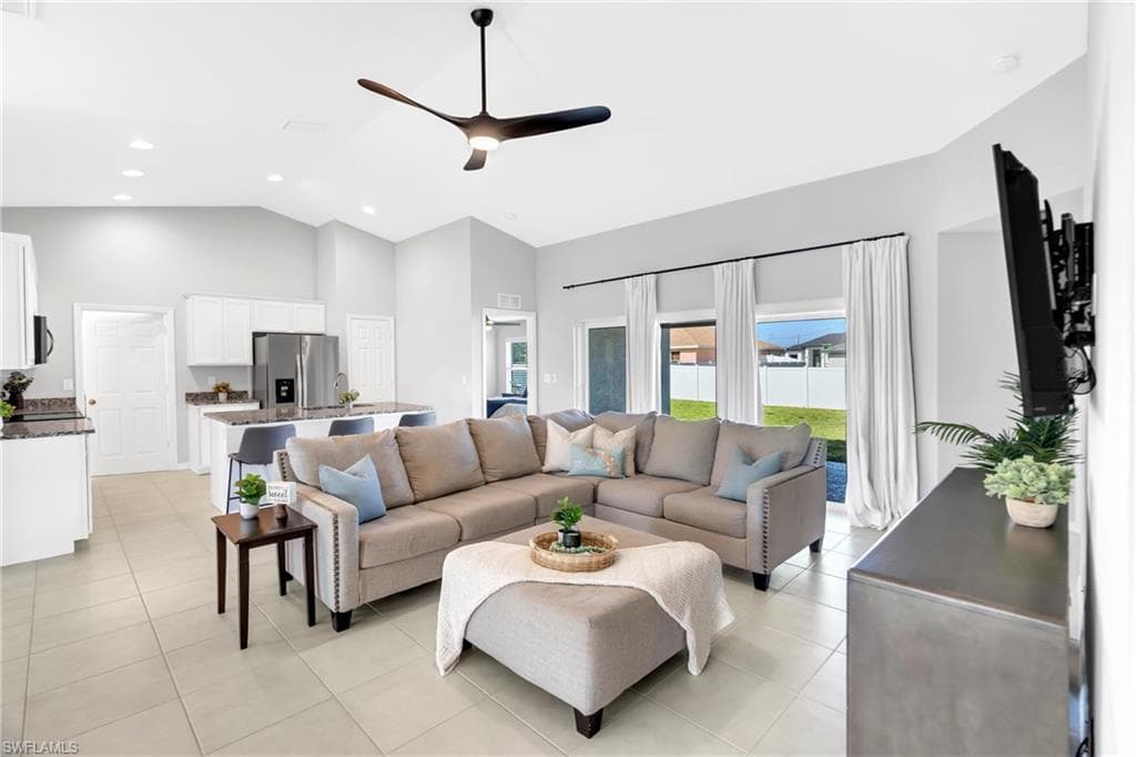 618 NE 2nd PL CAPE CORAL, FL 33909