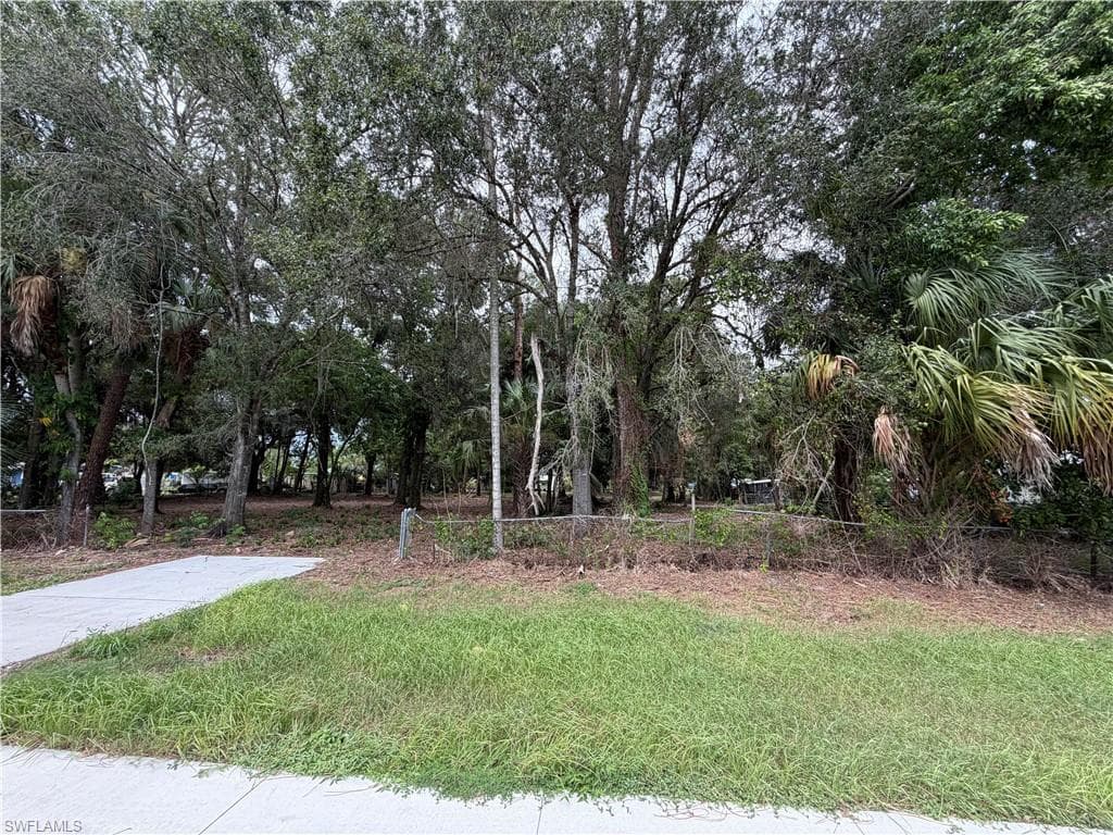 Adams AVE W IMMOKALEE, FL 33935