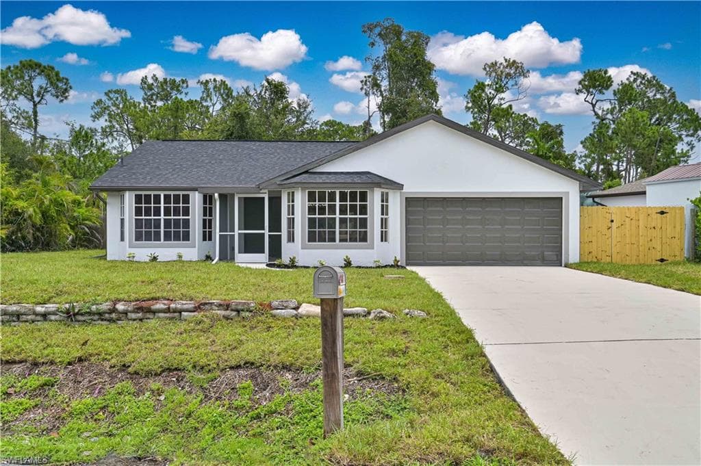 18347 Lee RD FORT MYERS, FL 33967