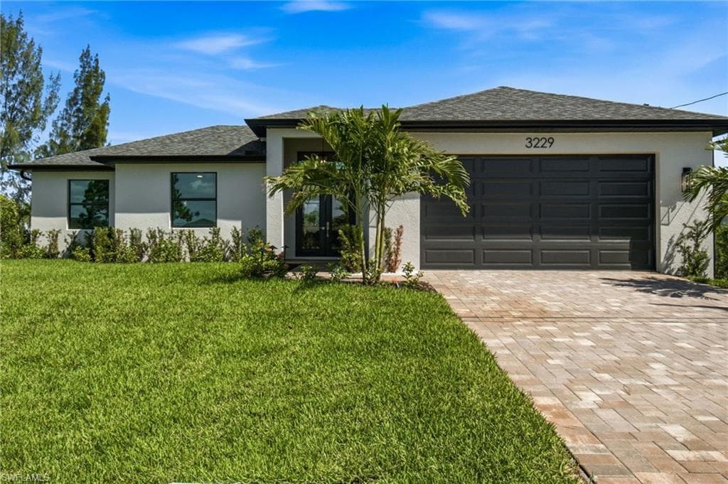 3229 21st TER CAPE CORAL, FL 33993