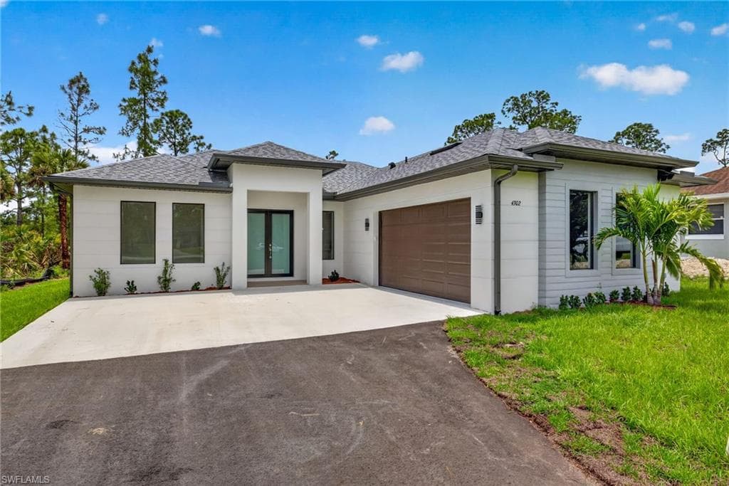1433 10TH AVE NE NAPLES, FL 34120