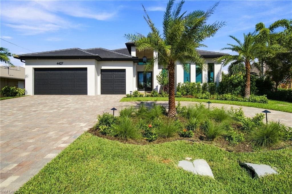 4427 Pelican BLVD CAPE CORAL, FL 33914