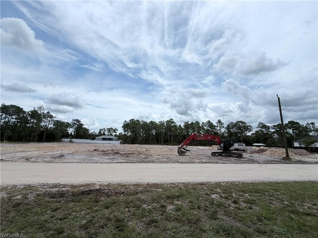 1314 Acacia AVE LEHIGH ACRES, FL 33972