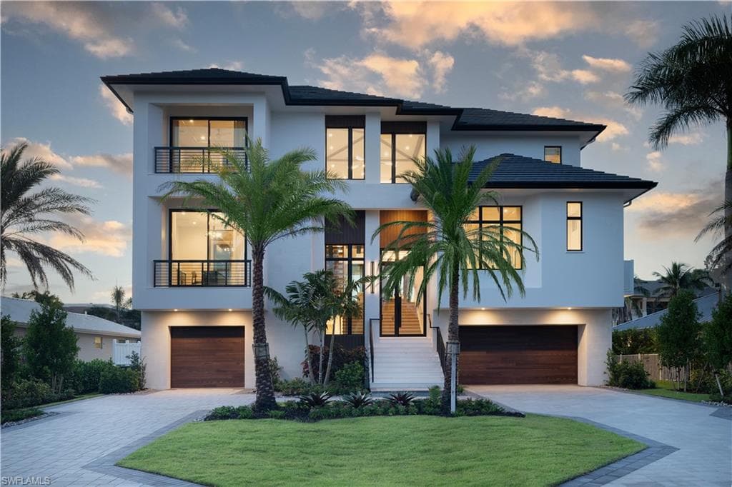 141 Channel DR NAPLES, FL 34108