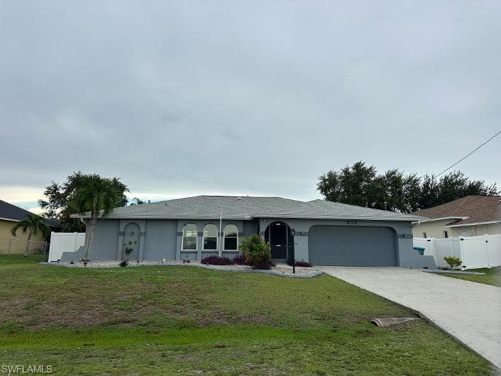 304 NE 19th TER CAPE CORAL, FL 33909