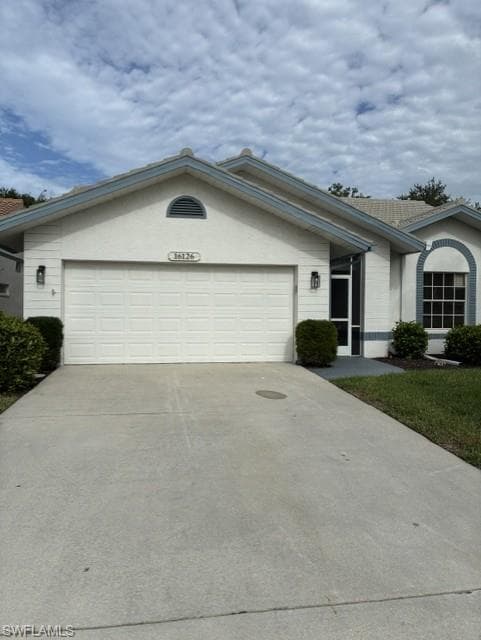 16126 Kelly Woods DR FORT MYERS, FL 33908