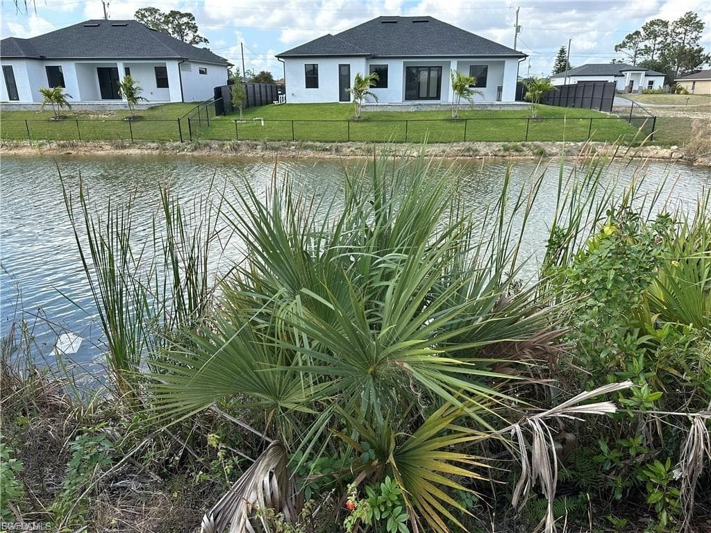 3538 NE 15th AVE CAPE CORAL, FL 33909