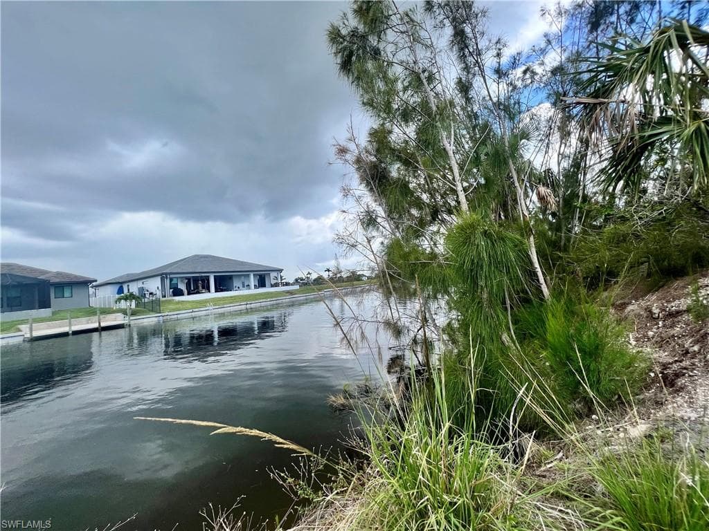2131 Old Burnt Store RD N CAPE CORAL, FL 33993
