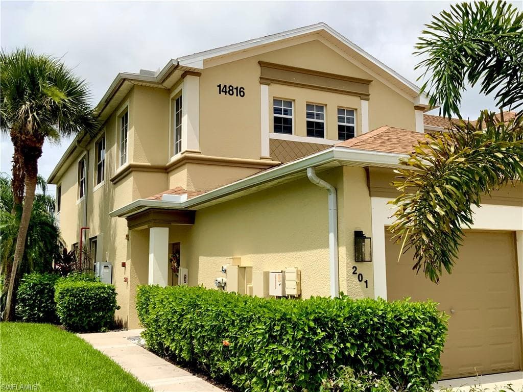 14816 Calusa Palms DR 201 FORT MYERS, FL 33919