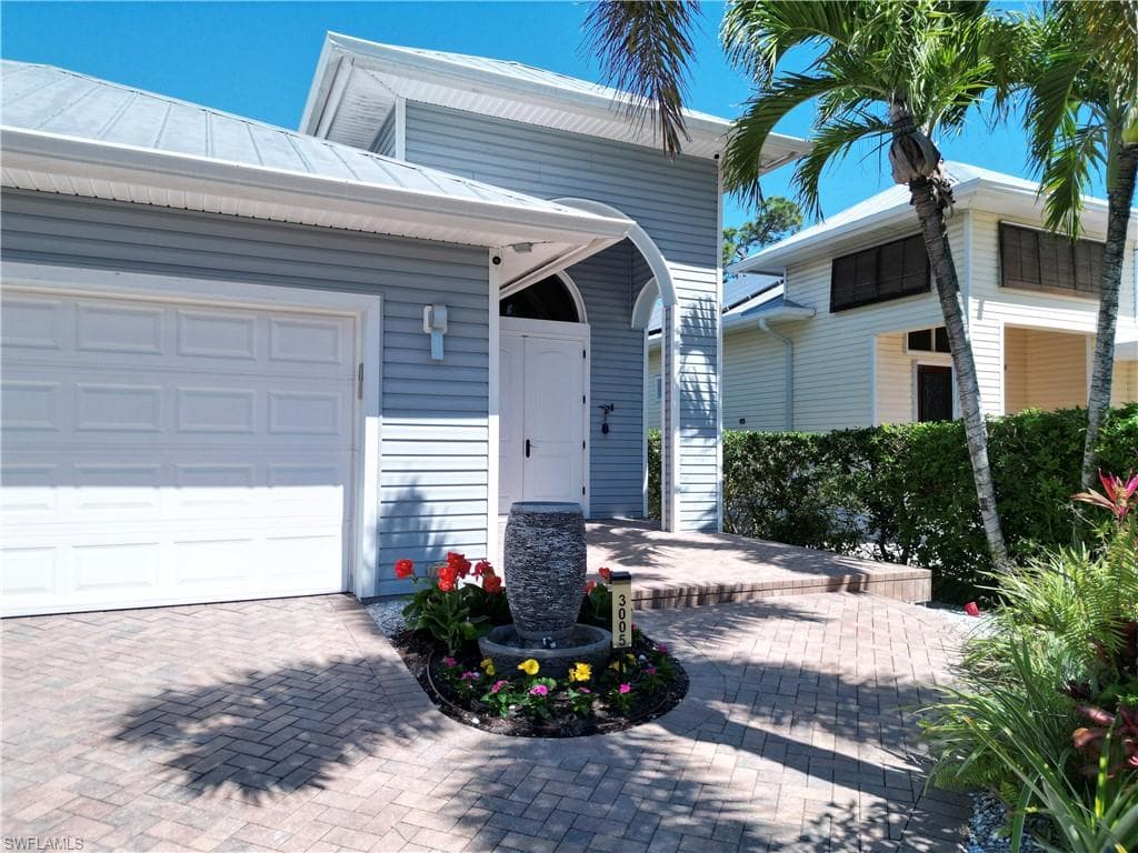 3005 Coco AVE NAPLES, FL 34112
