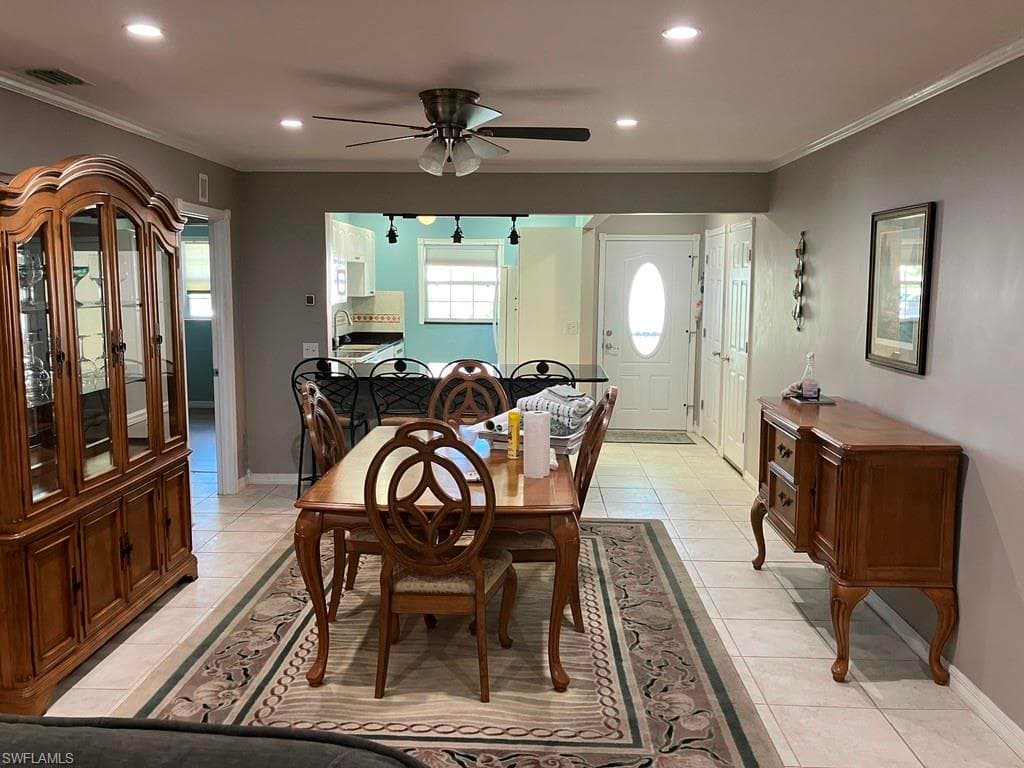 6925 Par WAY FORT MYERS, FL 33919