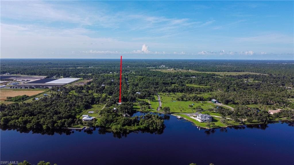 1821 Sunset TRL ALVA, FL 33920