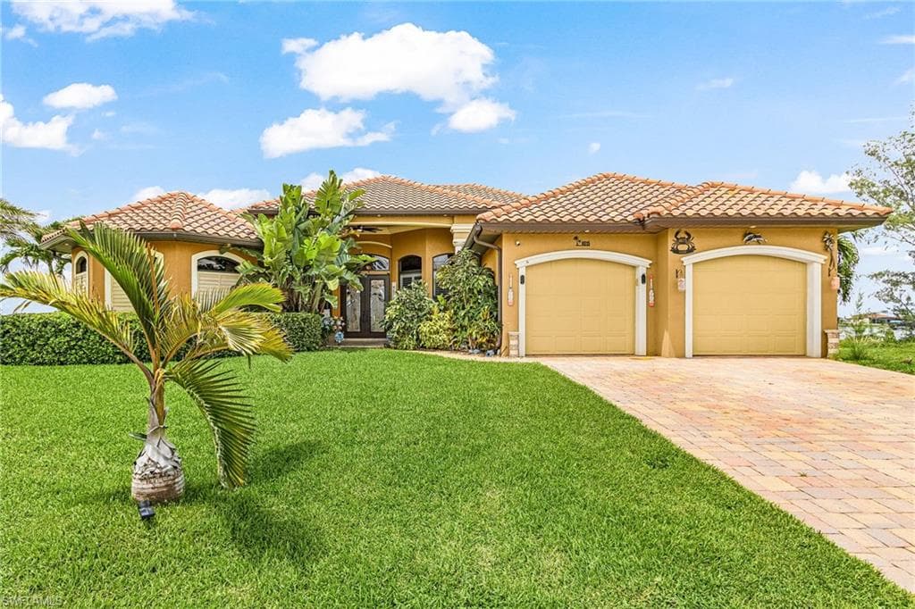 4615 NW 32nd TER CAPE CORAL, FL 33993
